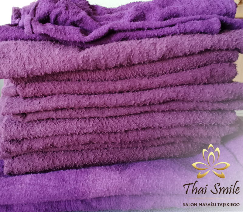 Działalność charytatywna Thai Smile 2017.04 zużyte ręczniki